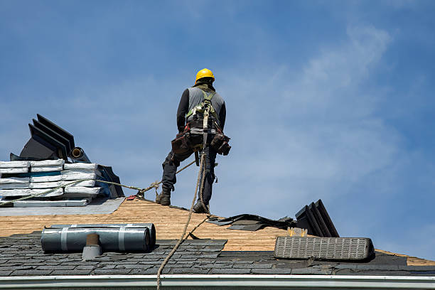 Professional Gutter Installation technician working in Chase, MD